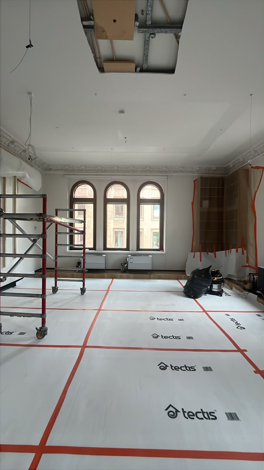 Eteläesplanadi 12 – Museokohteen vesivahinkosaneeraus – kuva 1