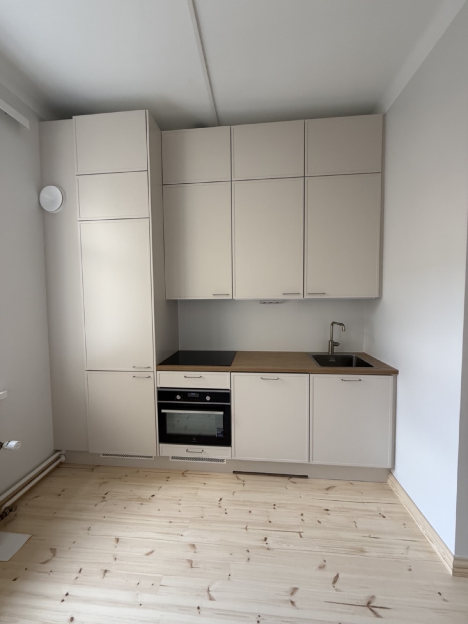 Valmis keittiöremontti Helsingissä